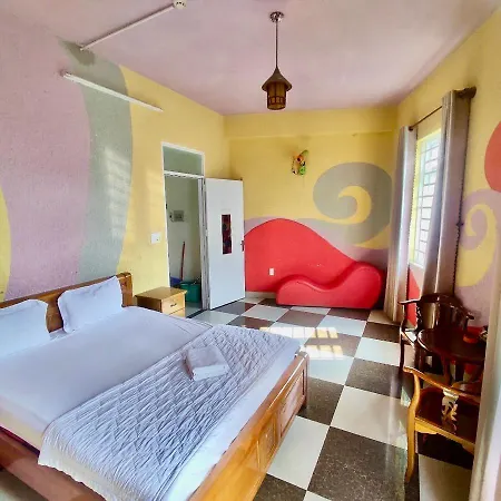 Hoang Nam - 617 Nguyen Thi Dinh, Q2 - By Bay Hostel Ho Chi Minh City Exterior photo